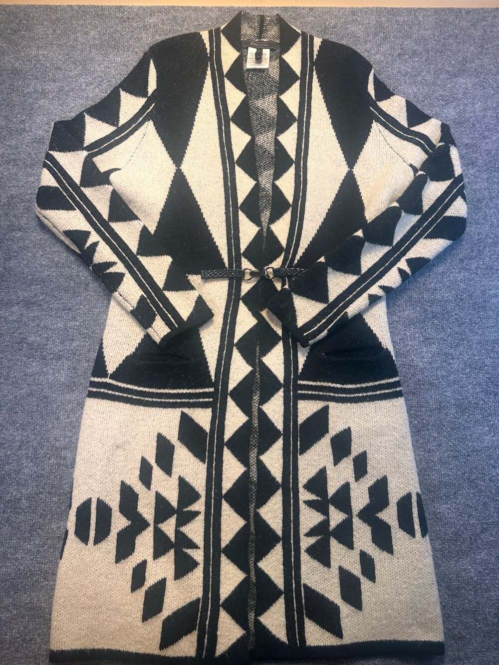 Black and Cream Boho Geometric Aztec Long Cardigan Duster Sweater Belt Sz M